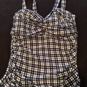 Anne Cole Black and White Checkered Ruched Tankini Top